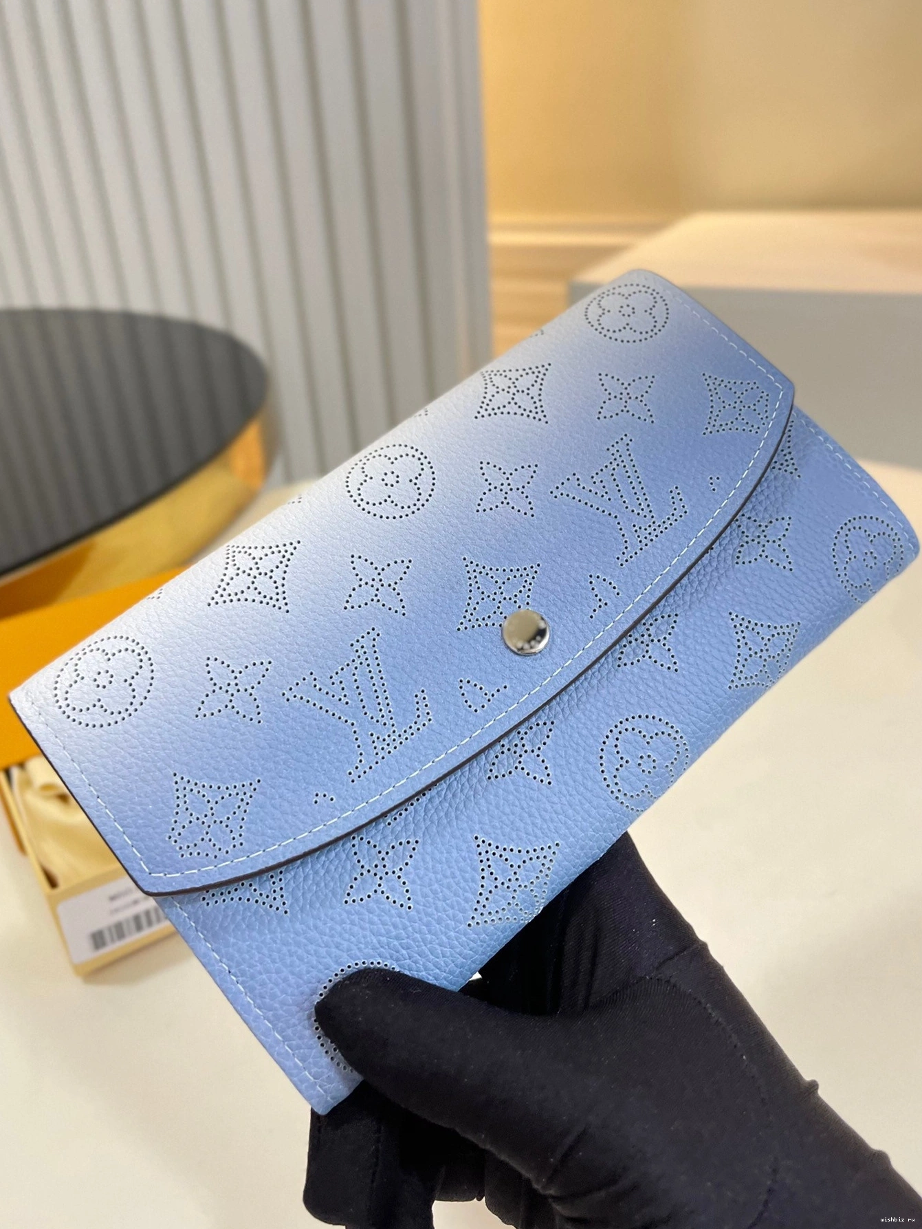 WIS LOUIS IRIS VUITTON WALLET 0102